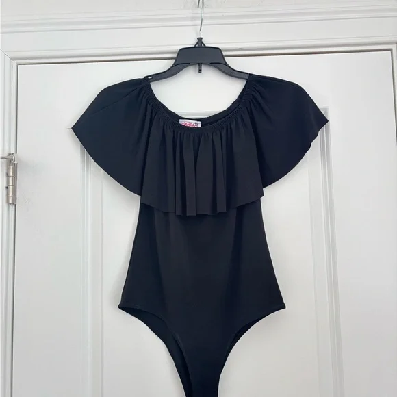 Black Off-Shoulder One-Piece Top - Picture 4 of 8